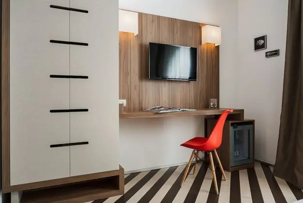 Comfort Tek Büyük Yataklı Oda
