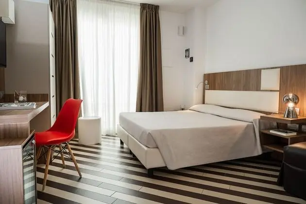 Comfort Tek Büyük Yataklı Oda