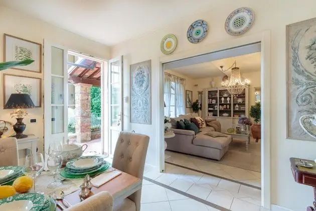 Villa, Sigara İçilebilir