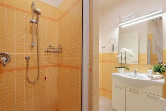 Villa, Sigara İçilebilir