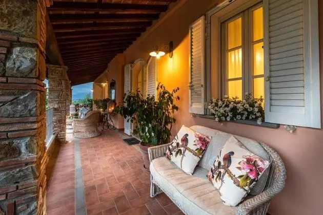 Villa, Sigara İçilebilir