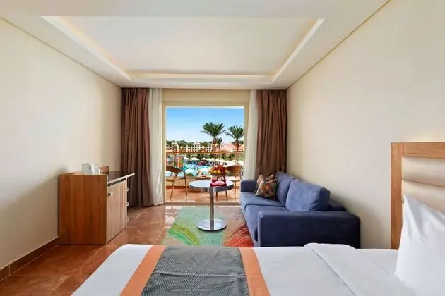 Deluxe Double Pool View