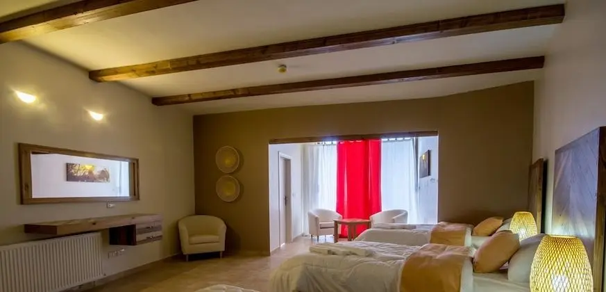 Deluxe Tek Büyük veya İki Ayrı Yataklı Oda, 1 Yatak Odası, Özel Banyo, Dağ Manzaralı