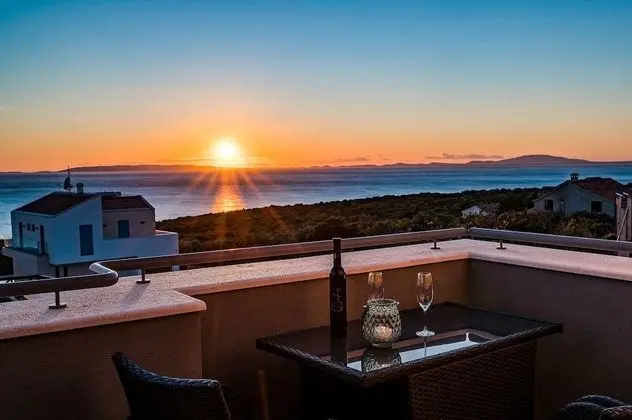 Deluxe Villa, 2 Yatak Odası, Havuz Kullanımı, Havuz Manzaralı