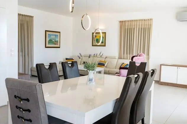 Deluxe Villa, 3 Yatak Odası, Özel Banyo, Avlu Manzaralı