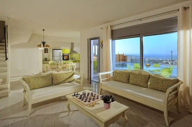 Family Villa, 3 Yatak Odası, Kişiye Özel Havuzlu