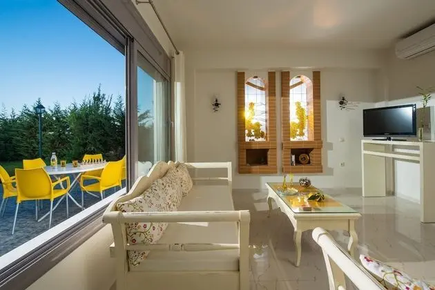 Family Villa, 3 Yatak Odası, Kişiye Özel Havuzlu