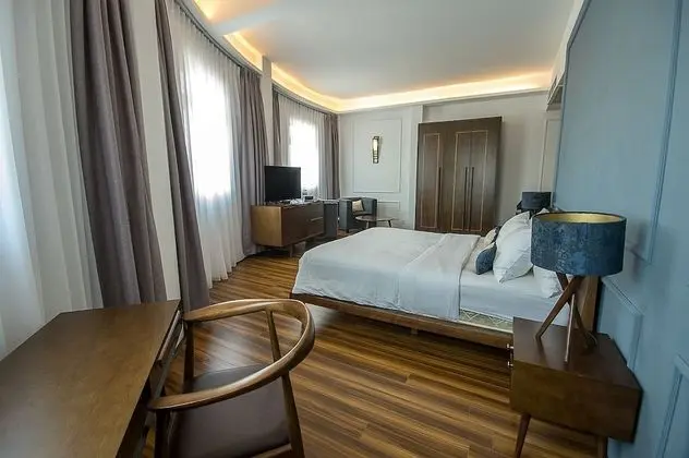 Deluxe Tek Büyük veya İki Ayrı Yataklı Oda, Şehir Manzaralı