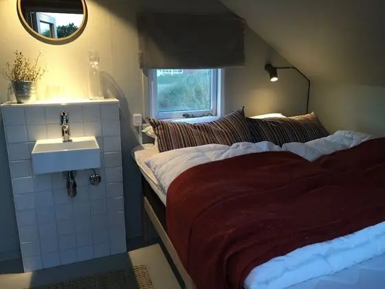 Tek Büyük Yataklı Oda, Ortak Banyo (Linen Excluded)