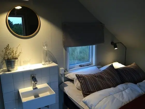 Tek Büyük Yataklı Oda, Ortak Banyo (Linen Excluded)