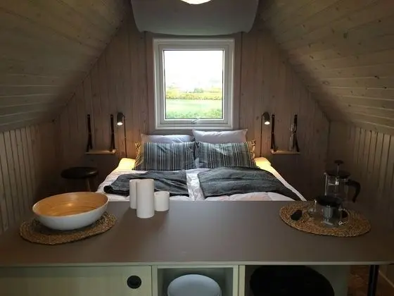 Tek Büyük Yataklı Oda, Ortak Banyo (Linen Excluded)