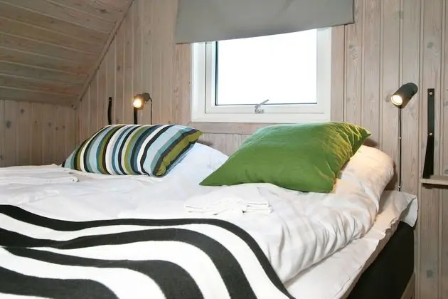 Tek Büyük Yataklı Oda, Ortak Banyo (Linen Excluded)