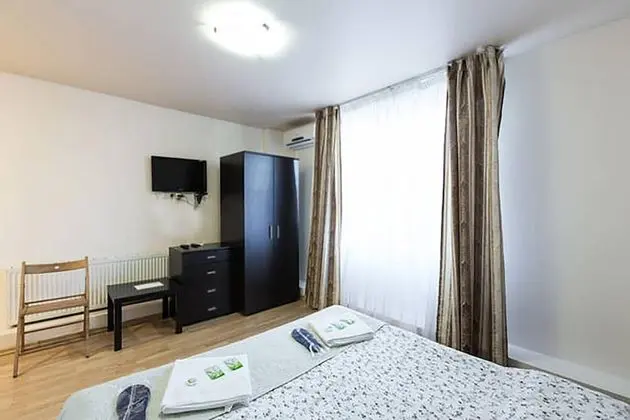 Standard Tek Büyük Yataklı Oda