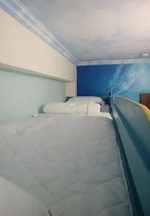Dört Kişilik Oda, Ortak Banyo (Mediterranean)