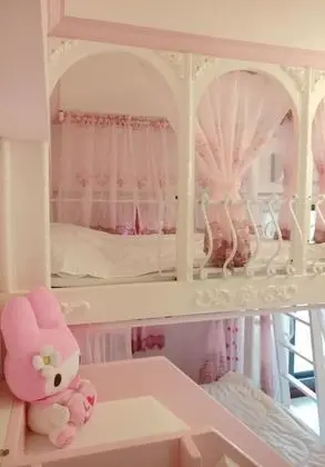 Dört Kişilik Oda (Pink Ballet)