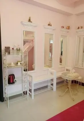Dört Kişilik Oda (Pink Ballet)
