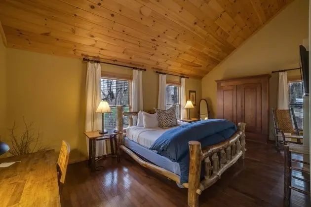 Luxury Kulübe, 1 En Büyük (King) Boy Yatak (Leconte) (Pet Friendly)