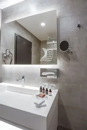 Standard Tek Büyük Yataklı Oda, Avlu Manzaralı