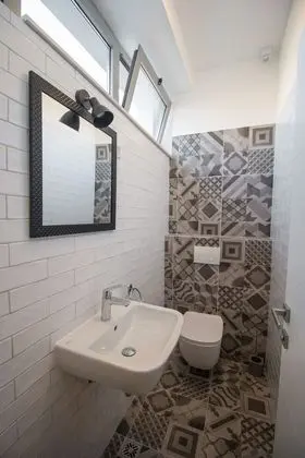 Ortak Ranzalı Oda, Karma Ranzalı Oda (10 beds)