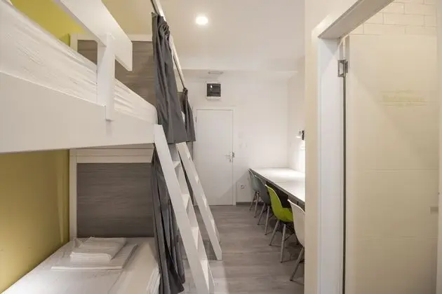 Ortak Ranzalı Oda, Karma Ranzalı Oda (4 beds 2)