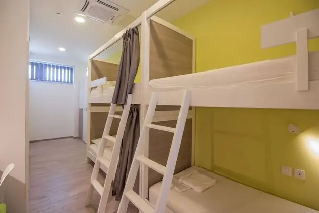 Ortak Ranzalı Oda, Karma Ranzalı Oda (4 beds 2)