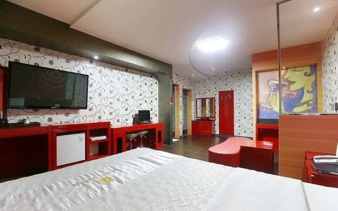 Oda (Suites)