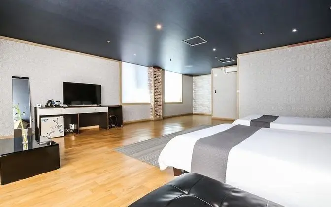 Oda (Family twin room)