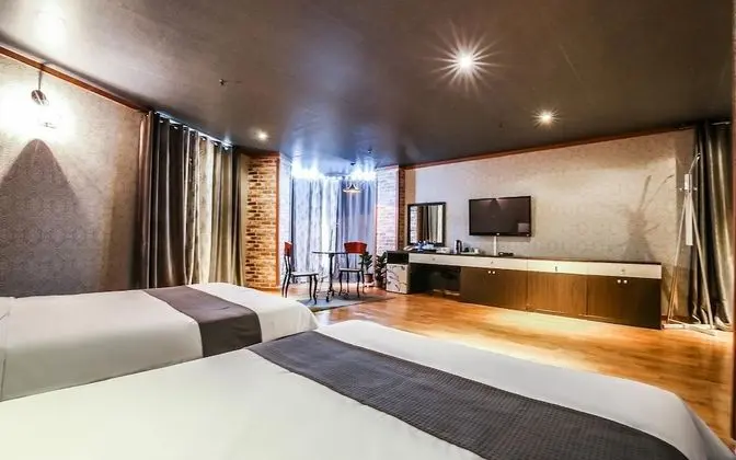 Oda (Family twin room)