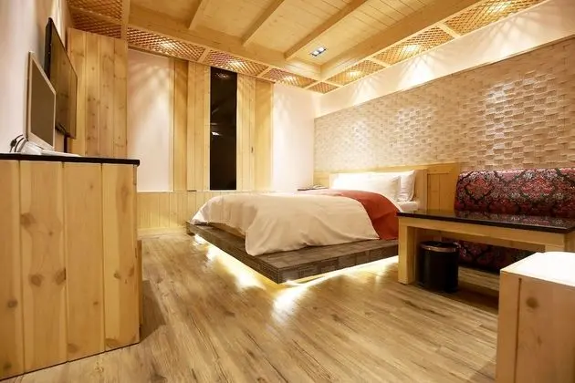 Oda (Special Room)