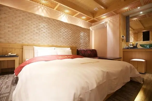 Oda (Special Room)