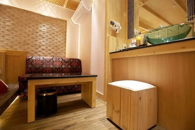 Oda (Special Room)