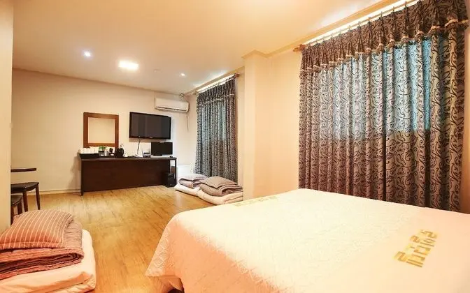Oda (Special Room)
