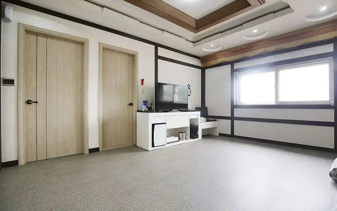 Oda (Large Suite Room - Ondol)