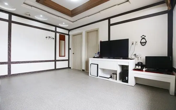 Oda (Large Suite Room - Ondol)