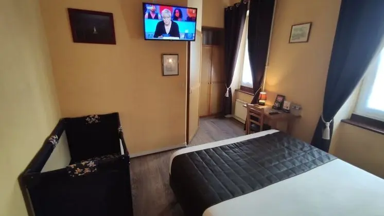 Comfort Tek Büyük Yataklı Oda