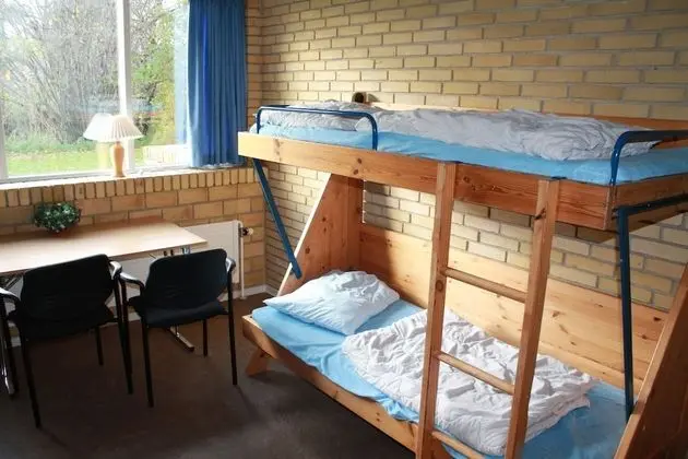 Basic Oda, Özel Banyo (4 person)