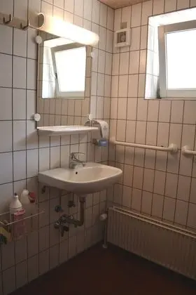 Quadruple Room, (Linen and Breakfast Excluded)