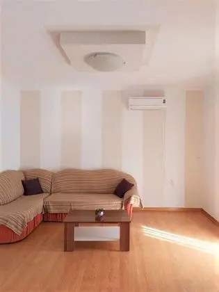 Apart Daire (Dani - free parking - A2(4))