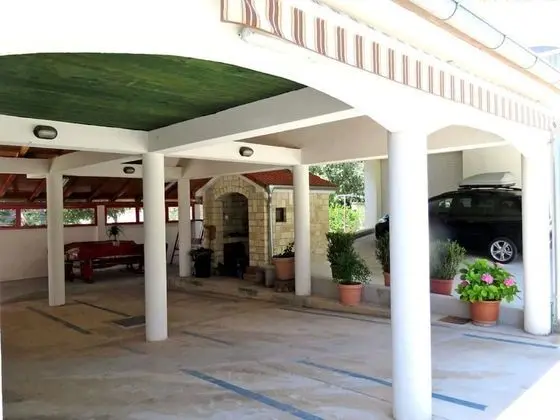 Apart Daire (Dani - with parking - A3(5))
