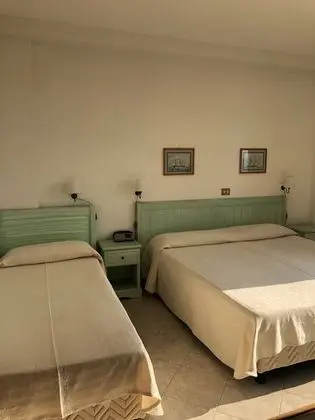 Classic Üç Kişilik Oda