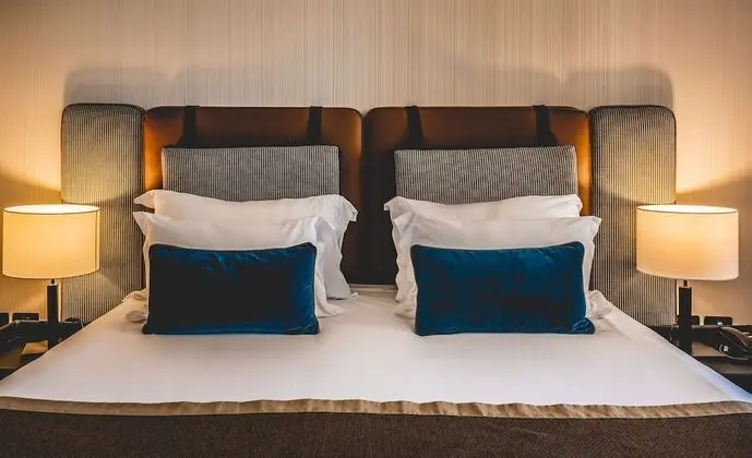 Deluxe Tek Büyük Yataklı Oda, Balkon, Deniz Manzaralı