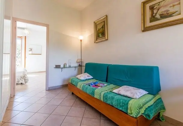 Family Apart Daire, 1 Çift Kişilik Yatak ve Çekyat (Daniela 4 100mt from sea)