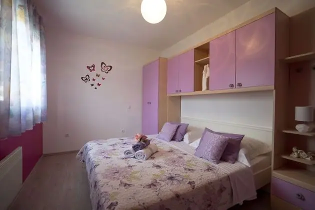 Villa (Four Bedroom Villa with Pool)