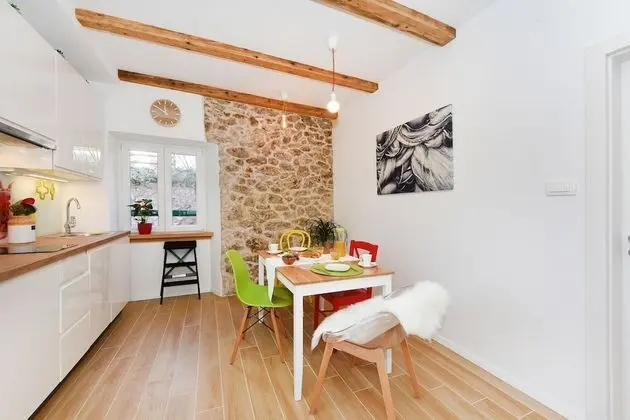 Ev (Daniela - sweet house near beach - H()