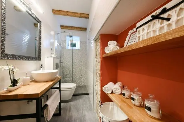 Ev (Daniela - sweet house near beach - H()