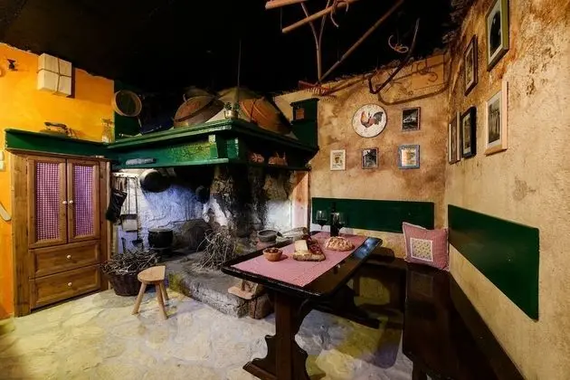 Ev (Daniela - sweet house near beach - H()