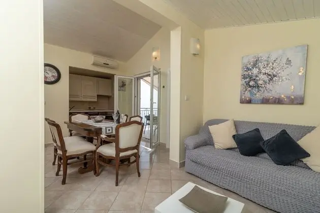 Apart Daire (Daniela - terrace with amazing sea vi)