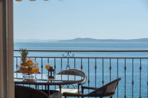 Apart Daire (Daniela - terrace with amazing sea vi)