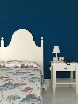 Classic Tek Büyük veya İki Ayrı Yataklı Oda