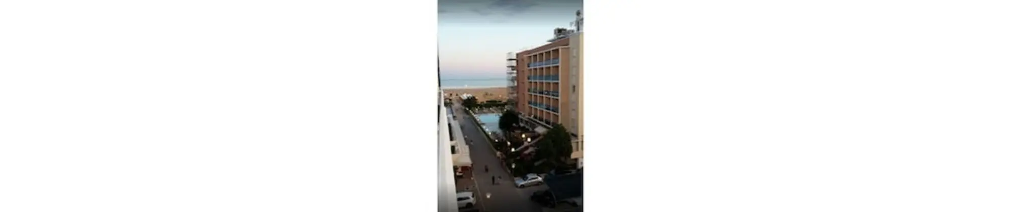 Üç Kişilik Oda, Kısmi Deniz Manzaralı